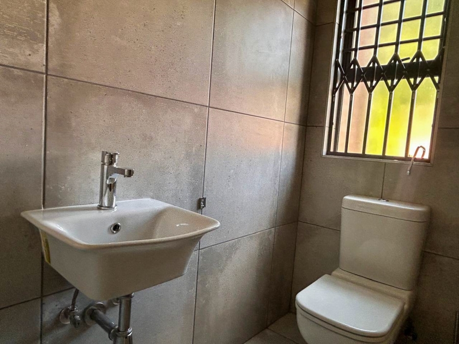 3 Bedroom Property for Sale in Van Der Hoff Park North West